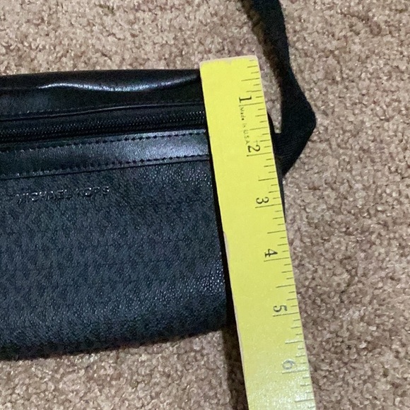 Michael Kors NWOT Logo Monogram Belt Bag - see description - Picture 7 of 11